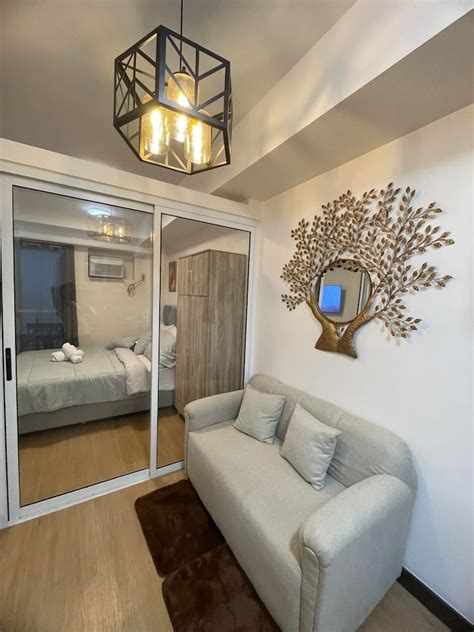 airbnb near ayala malls cloverleaf